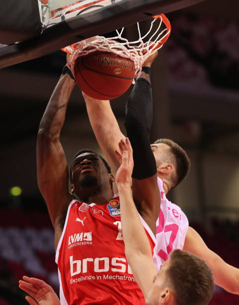 我们不是去 我们不是去