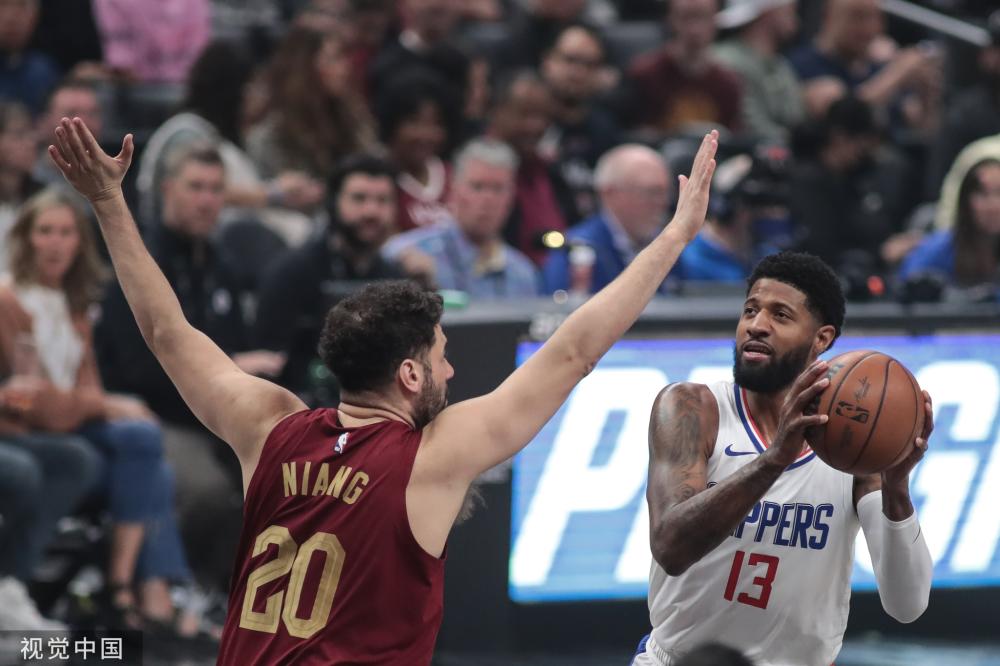 用高价签下 用高价签下