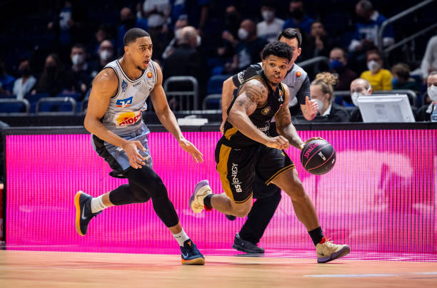 中场替补 中场替补